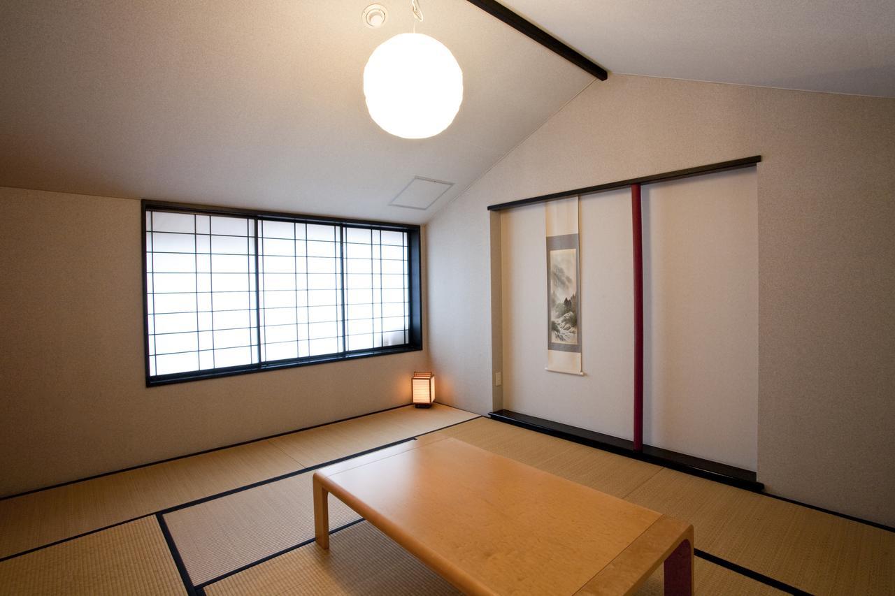 Hôtel Shilki Rosort Izu Hermitage à Atami  Extérieur photo